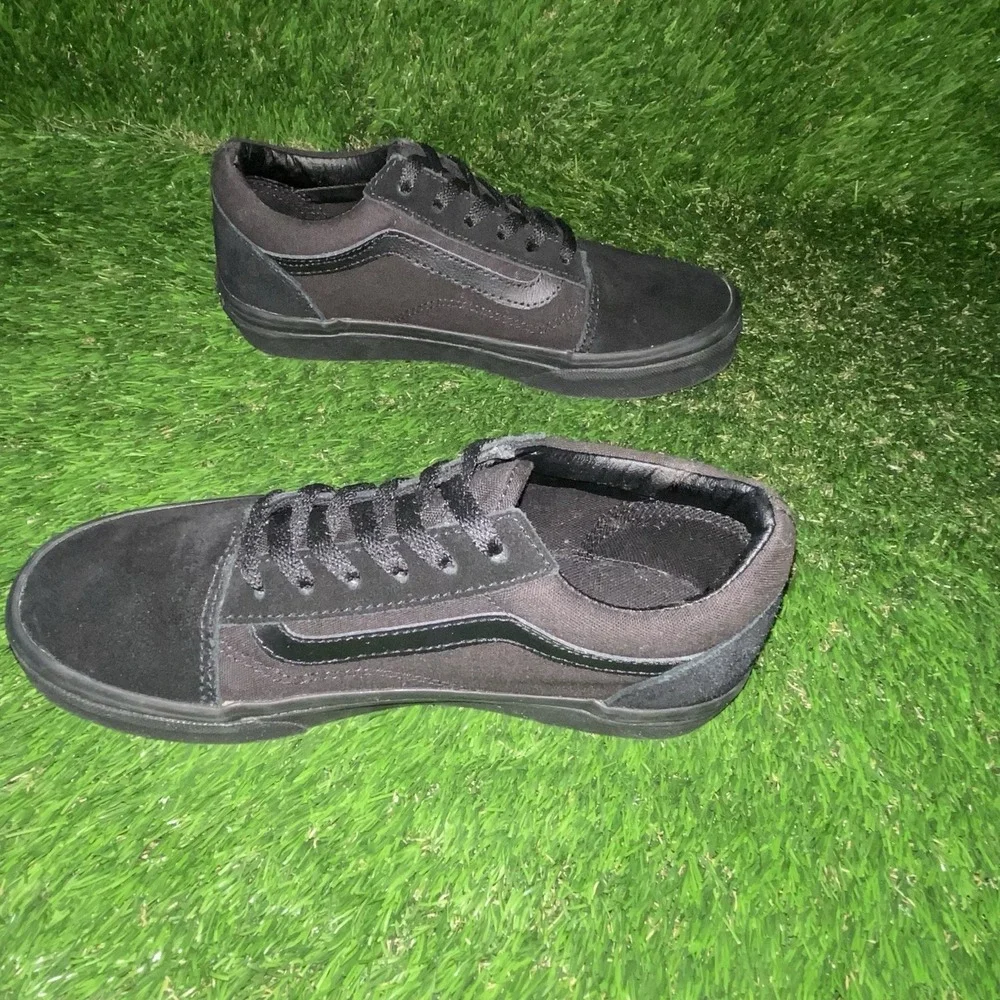 Vans Old Skool Sneaker‎ Shoe Triple Black Suede Canvas Youth Size 3 Sk8